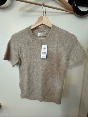 A&F Short Sleeve merino wool blend Sweater Top - Neutral Beige